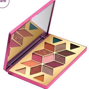 NIB PUR X BARBIE EYSHADOW PALETTE